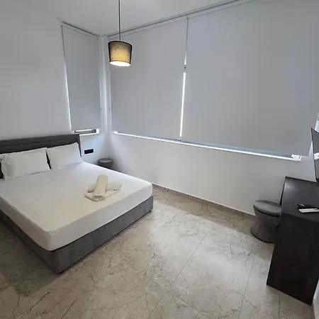 Villa Riviera *
