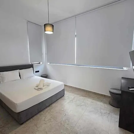 Riviera Villa *